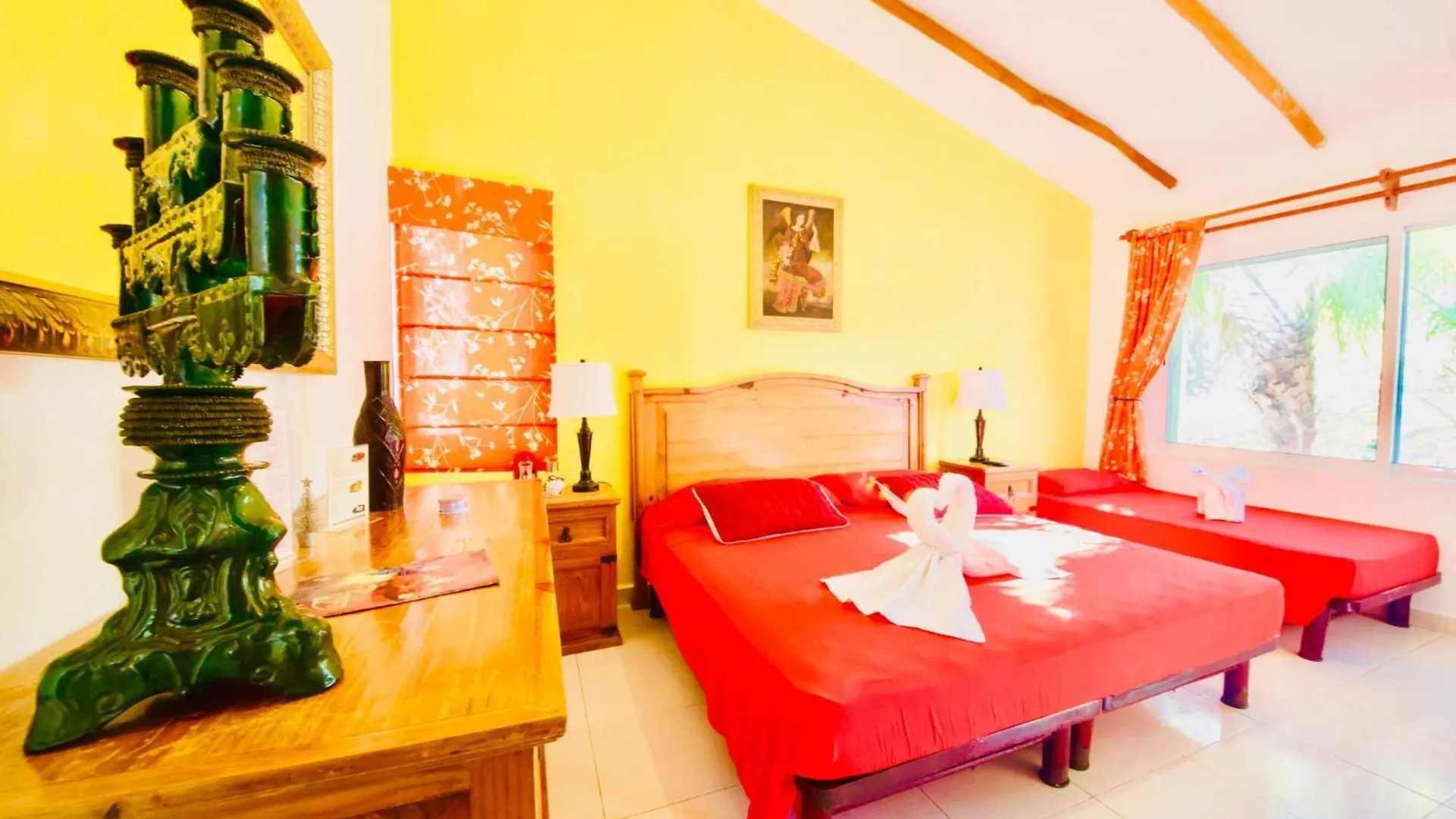 Executive Budget Room With Swimming Pool Air Conditioning And Parking Playa del Carmen Mexico
