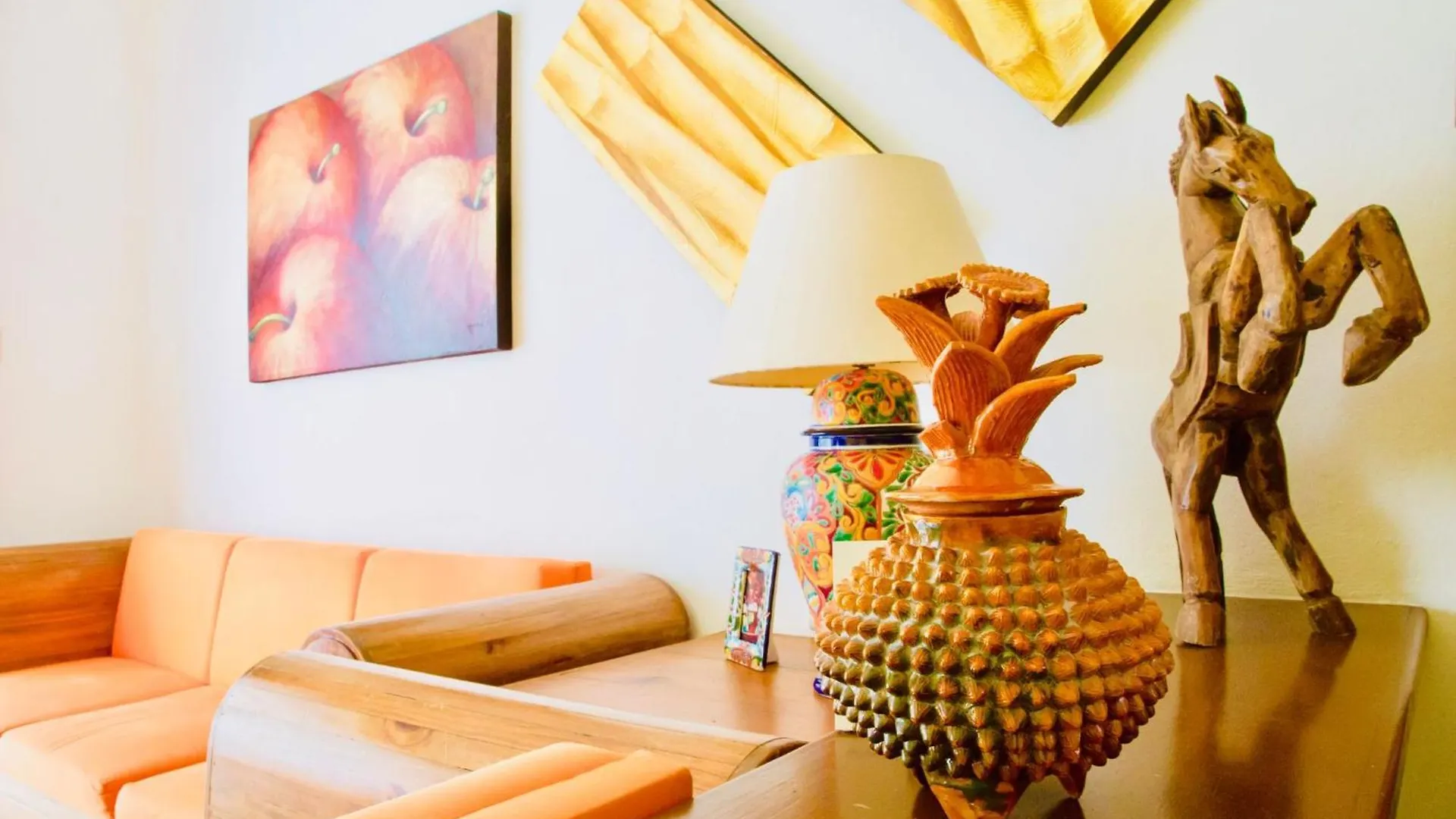 Gasthof Executive Budget Room With Swimming Pool Air Conditioning And Parking Playa del Carmen