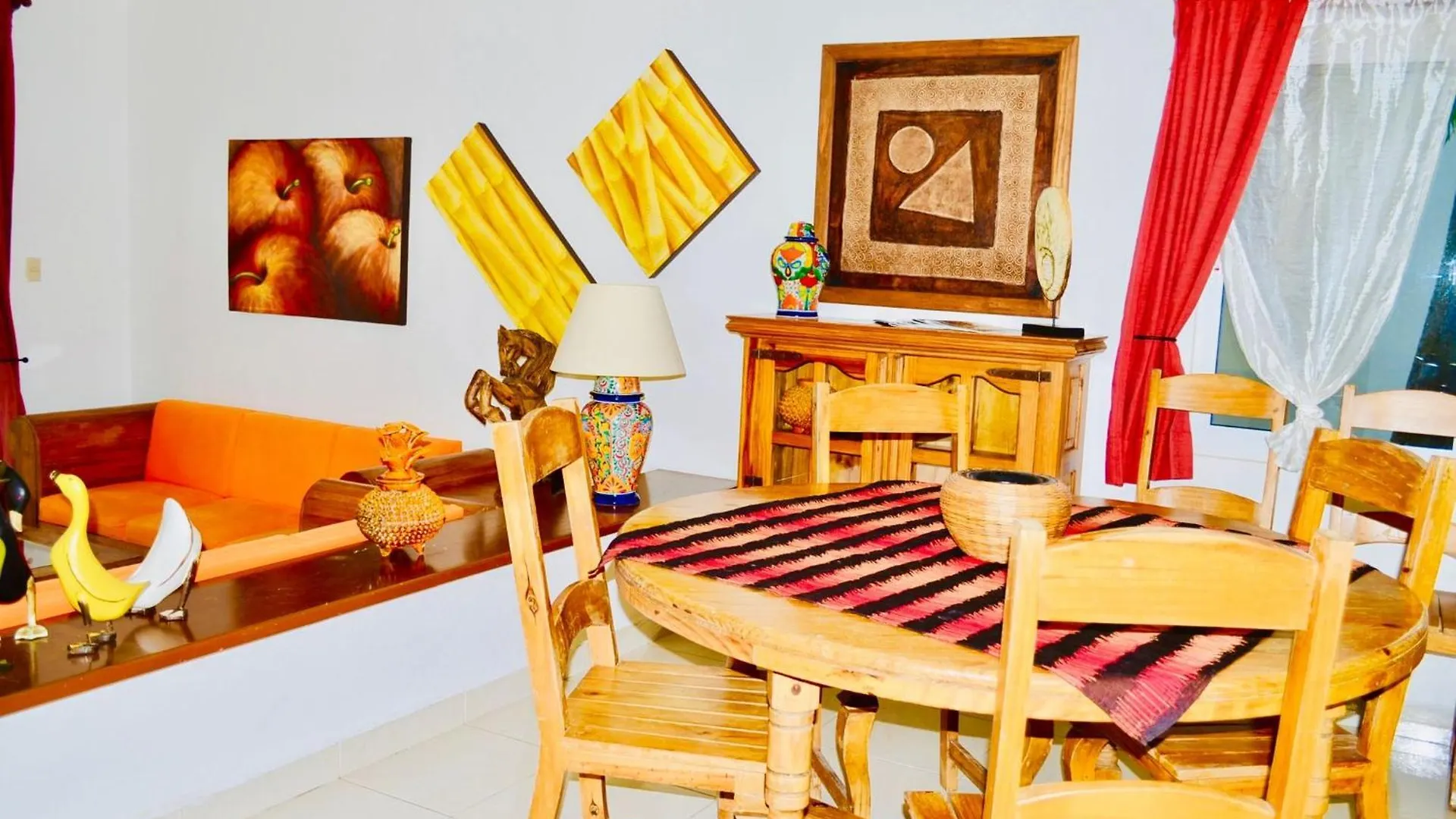 Executive Budget Room With Swimming Pool Air Conditioning And Parking Playa del Carmen