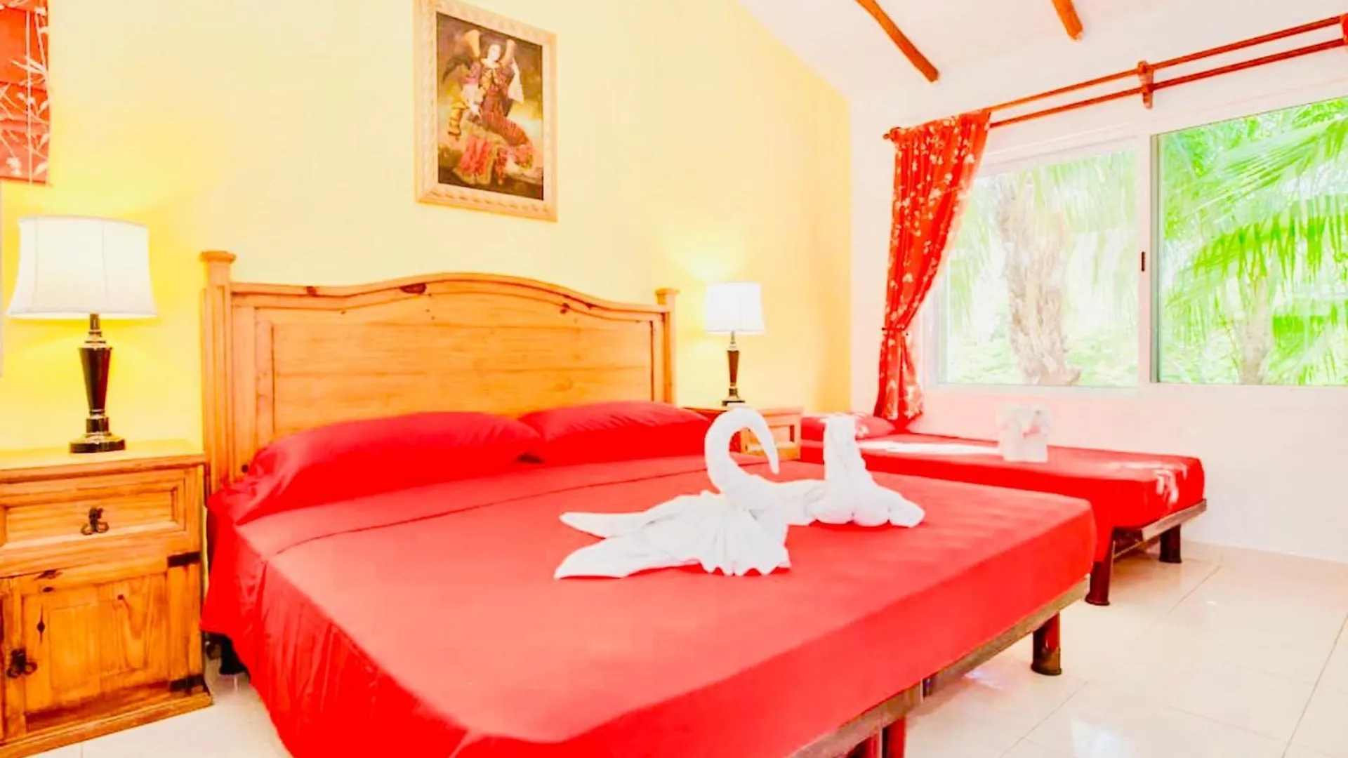 Executive Budget Room With Swimming Pool Air Conditioning And Parking Playa del Carmen